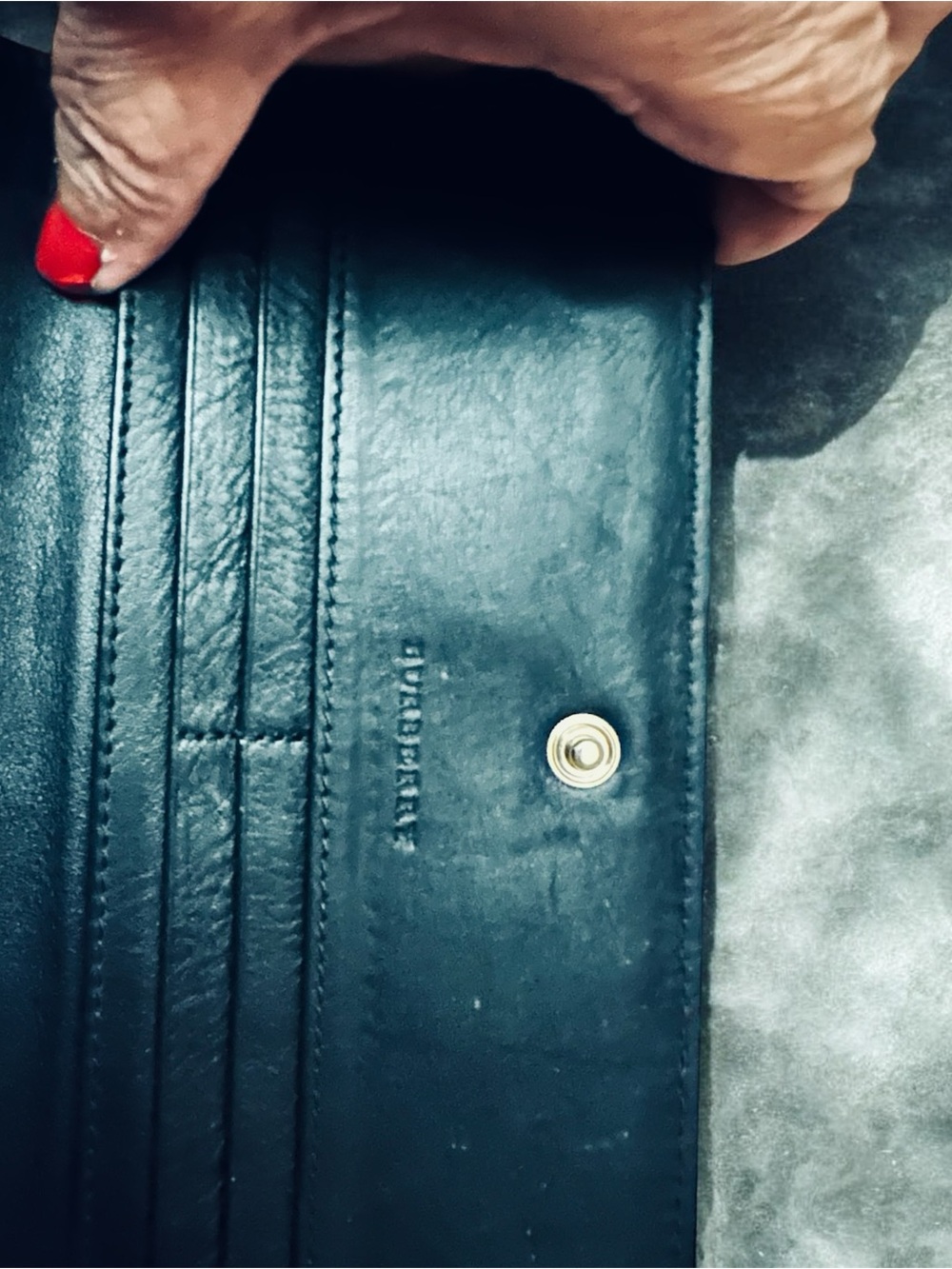 Burberry Black Pebbled Leather Wallet with Gold Plaque authentic - Picture 6 of 9